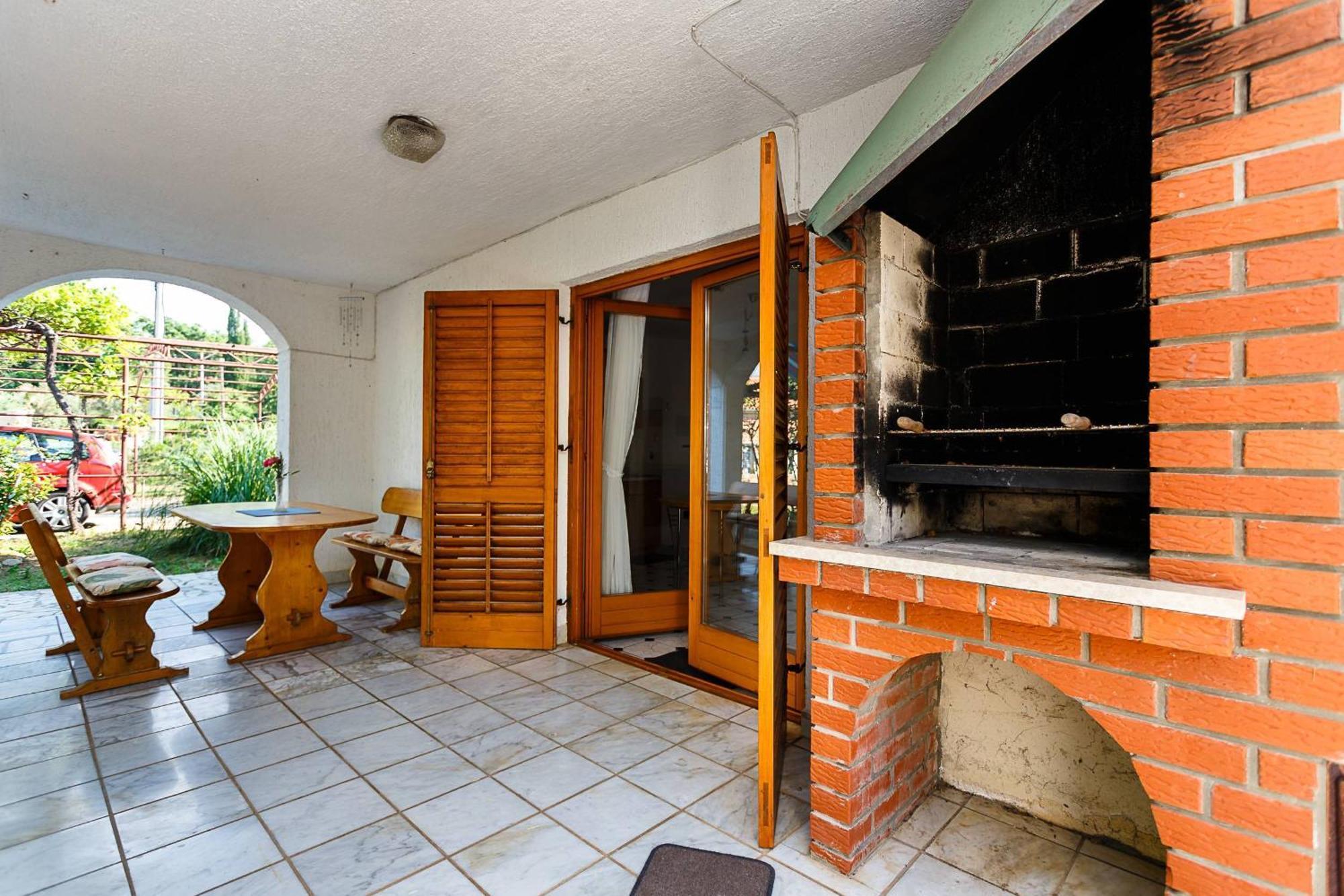 Apartments Seka リスィカ 部屋 写真