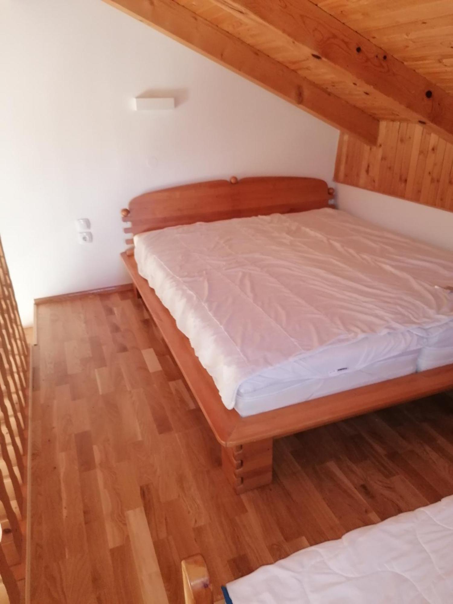 Apartments Seka リスィカ 部屋 写真