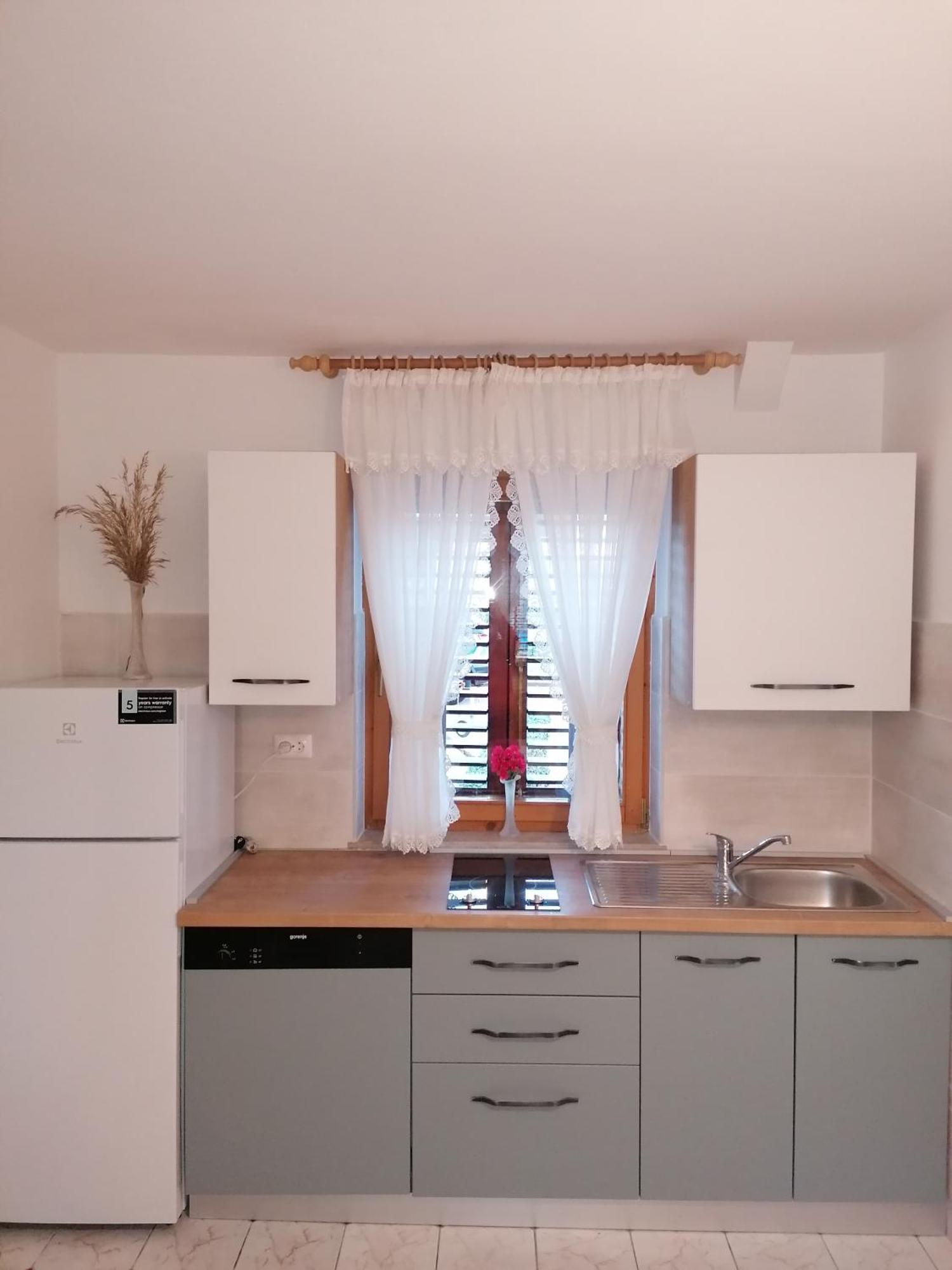 Apartments Seka リスィカ 部屋 写真